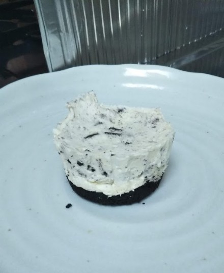 oreo cheesecake cropped